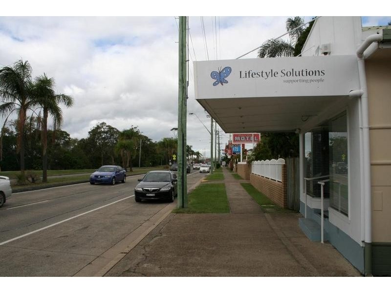 27 Minjungbal Drive, Tweed Heads South NSW 2486