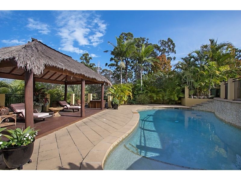 2 Evergreen Drive, Elanora QLD 4221