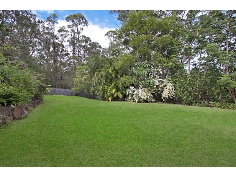 2 Evergreen Drive, Elanora QLD 4221