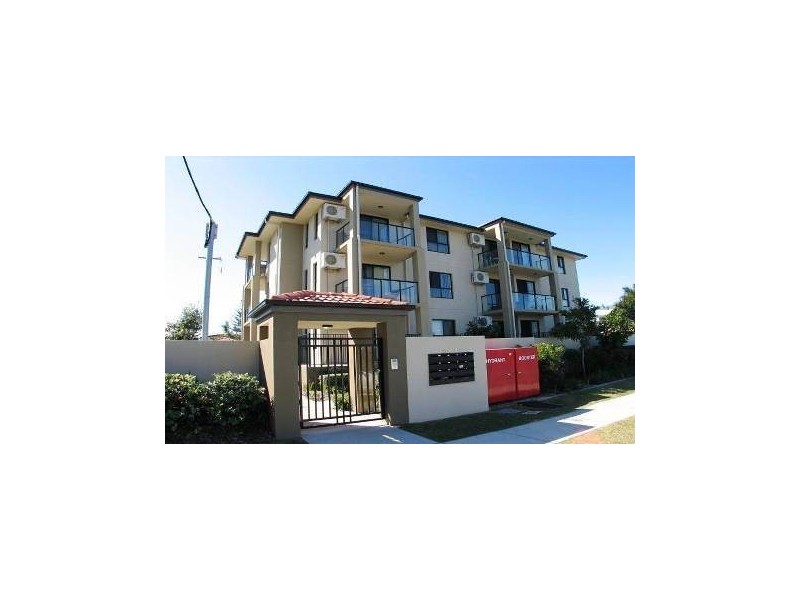 15/111 – 113 Golden Four Drive, Bilinga QLD 4225