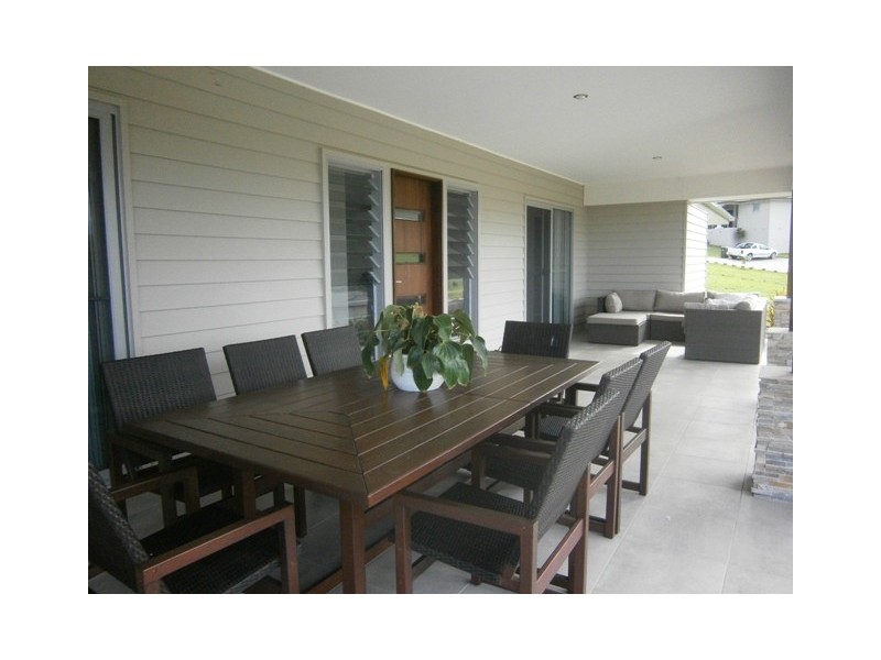 22 Sunnycrest Drive, Terranora NSW 2486