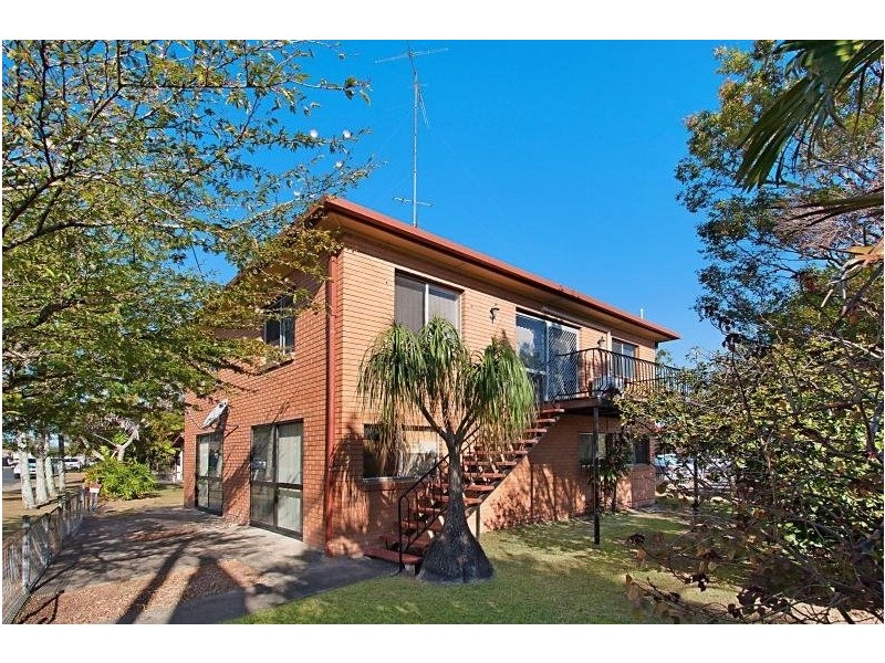 92 Minjungbal Drive, Tweed Heads South NSW 2486