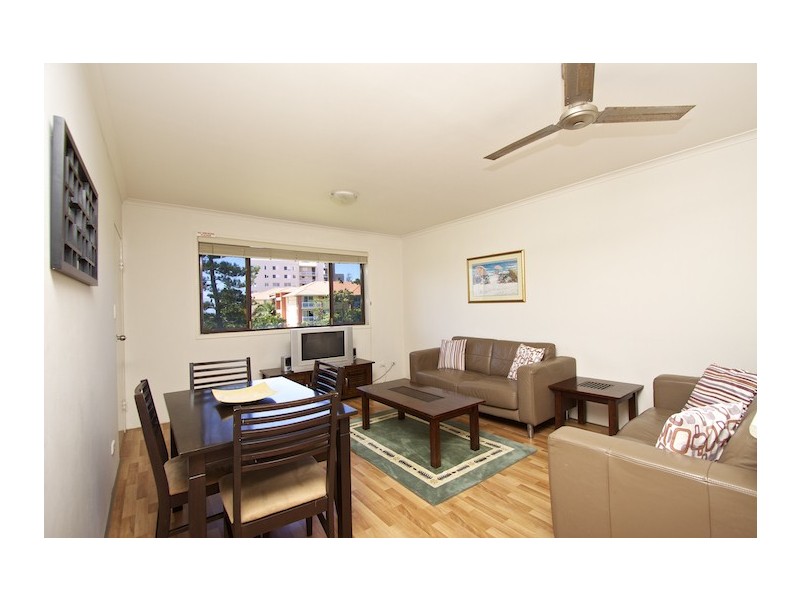 7/23 Coolangatta Road, Kirra QLD 4225