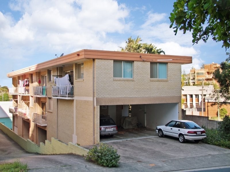 1/26 Garrick Street, Coolangatta QLD 4225