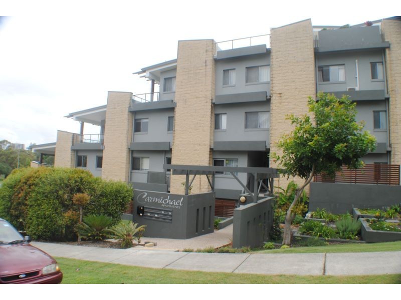 6/3 Carmichael Close, Coolangatta QLD 4225