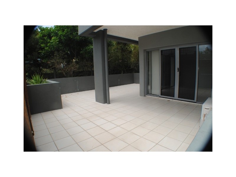 6/3 Carmichael Close, Coolangatta QLD 4225