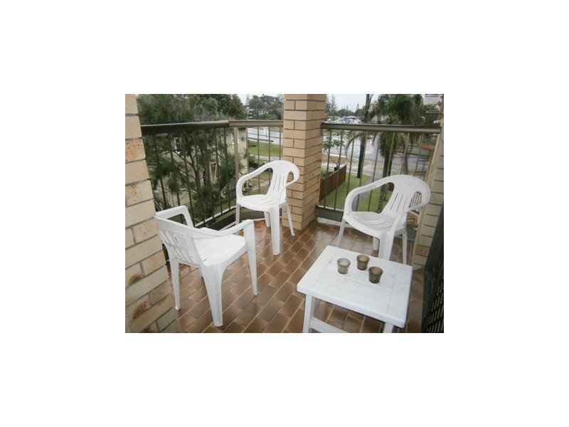 8/76 Coolangatta Road, Kirra QLD 4225