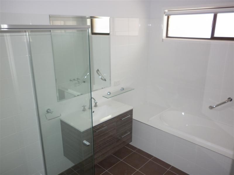 2/22 Keith Compton Drive, Tweed Heads NSW 2485