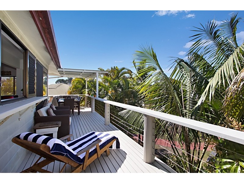 128 Murtha Drive, Elanora QLD 4221