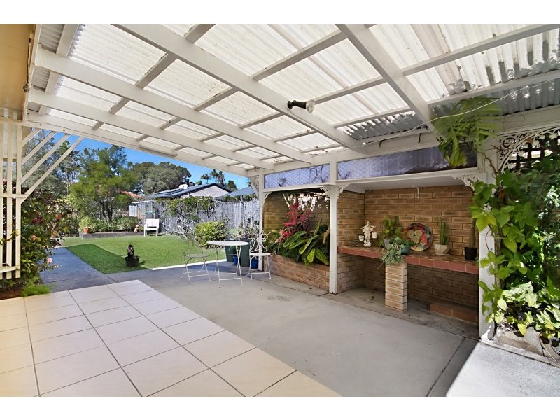 27 Inlet Dr (cnr Lakes Dr), Tweed Heads NSW 2485