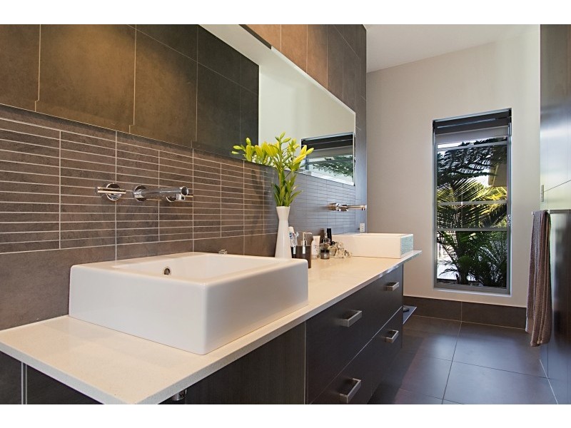 25 Sunnycrest Drive, Terranora NSW 2486