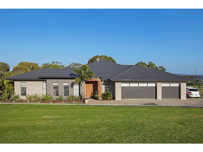 25 Sunnycrest Drive, Terranora NSW 2486