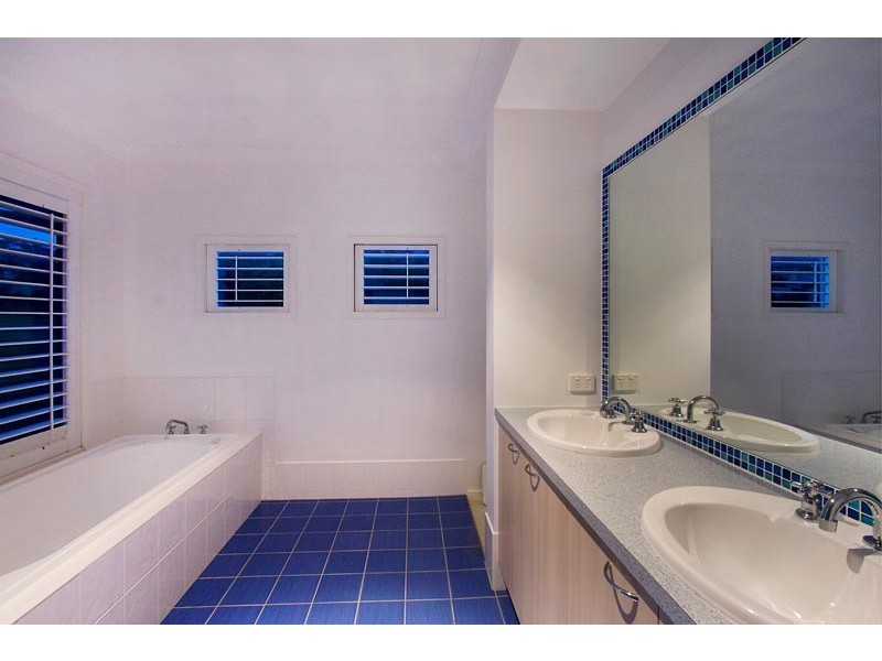 255 Darlington Drive, Banora Point NSW 2486