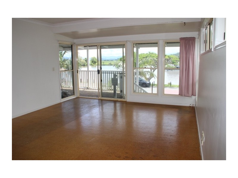 138 Riverside Drive, Tumbulgum NSW 2490