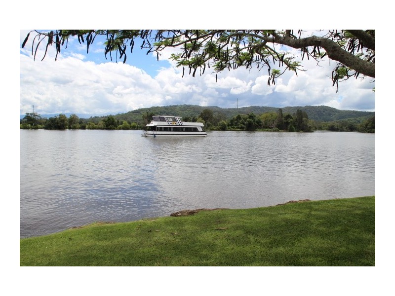138 Riverside Drive, Tumbulgum NSW 2490