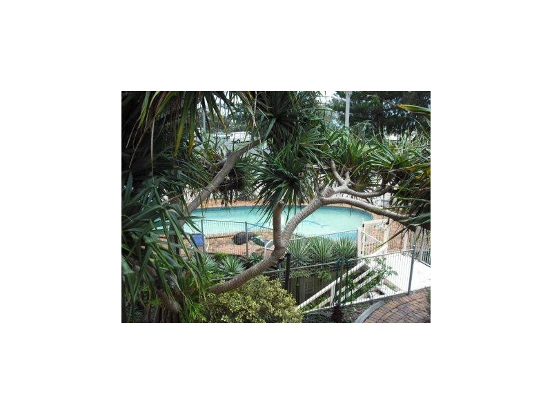 4/134 Pacific Parade, Bilinga QLD 4225
