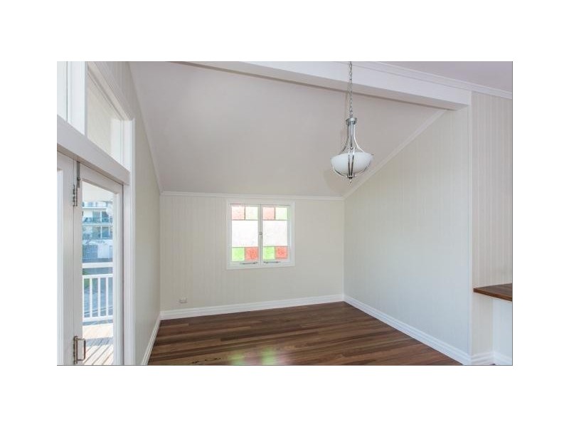 32 Tweed Street, Coolangatta QLD 4225