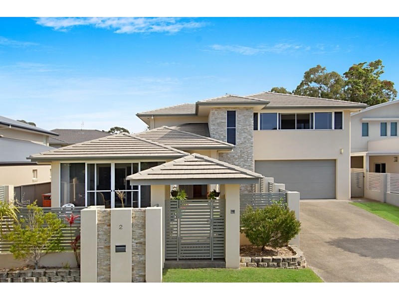 2 Fairmont Court, Banora Point NSW 2486