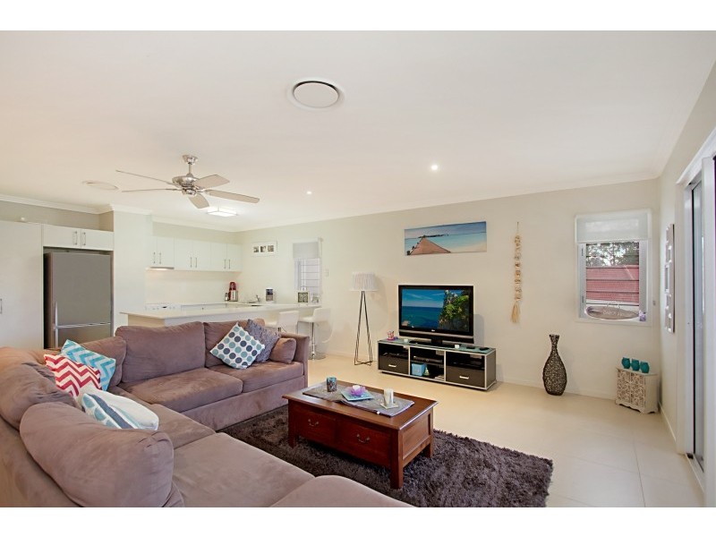 2 Fairmont Court, Banora Point NSW 2486