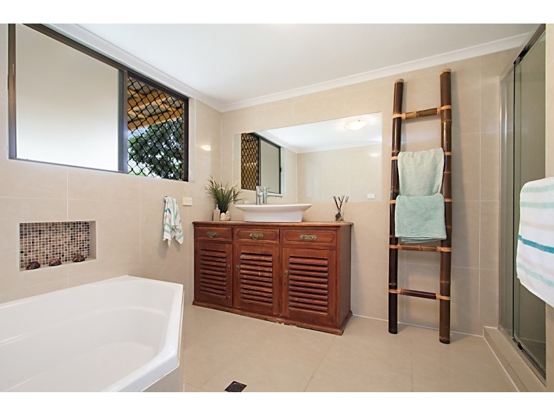 10 Tuesday Drive, Tallebudgera Valley QLD 4228