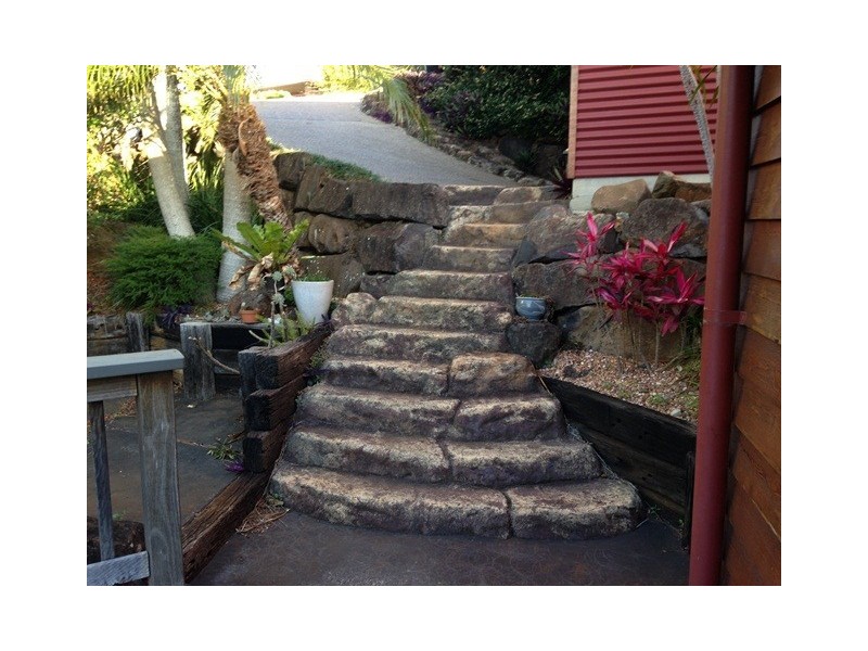 90 Peninsula Drive, Bilambil Heights NSW 2486