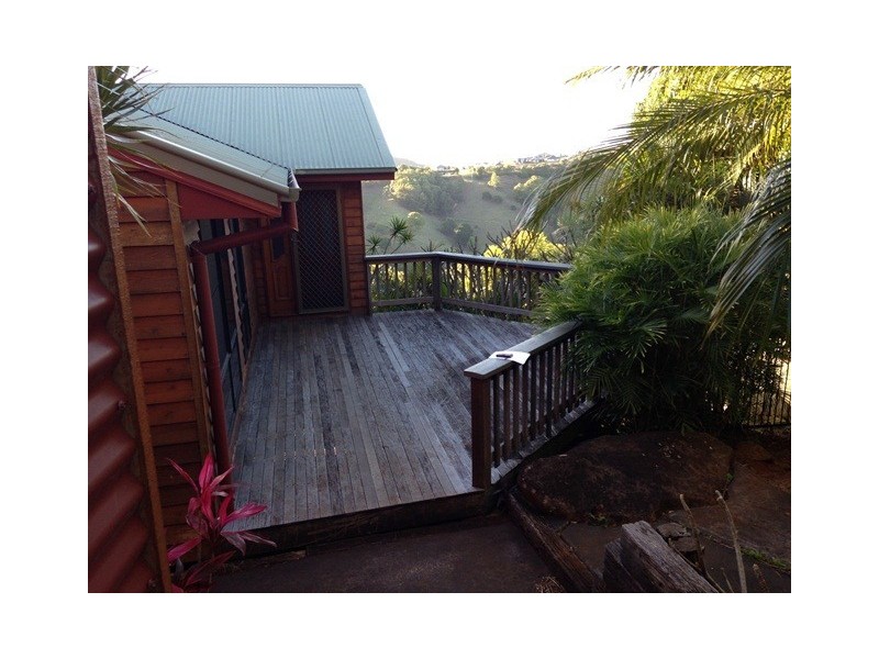 90 Peninsula Drive, Bilambil Heights NSW 2486