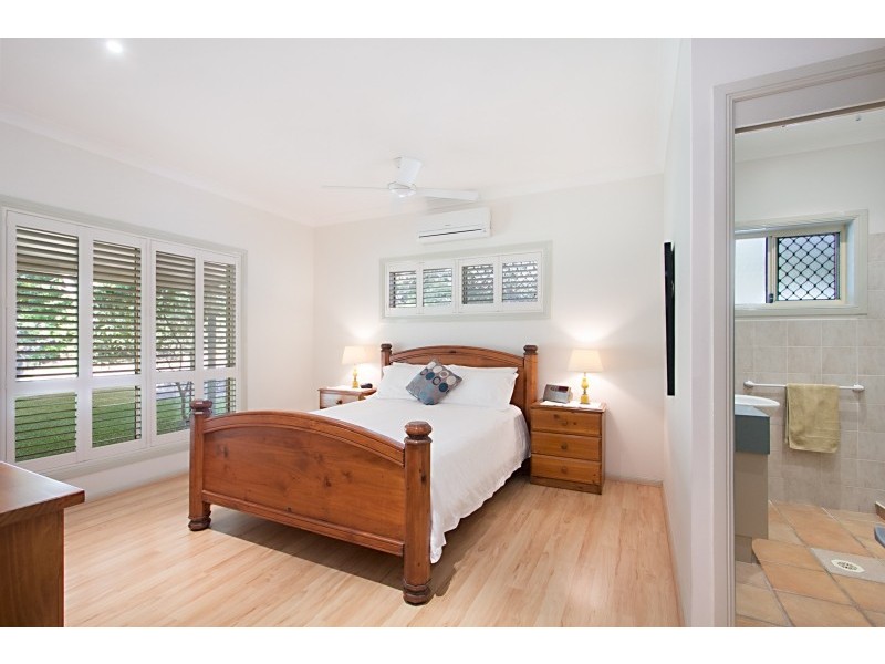 99 Valley Drive, Tallebudgera QLD 4228