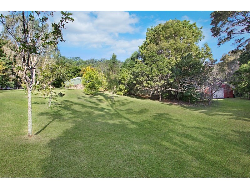 99 Valley Drive, Tallebudgera QLD 4228