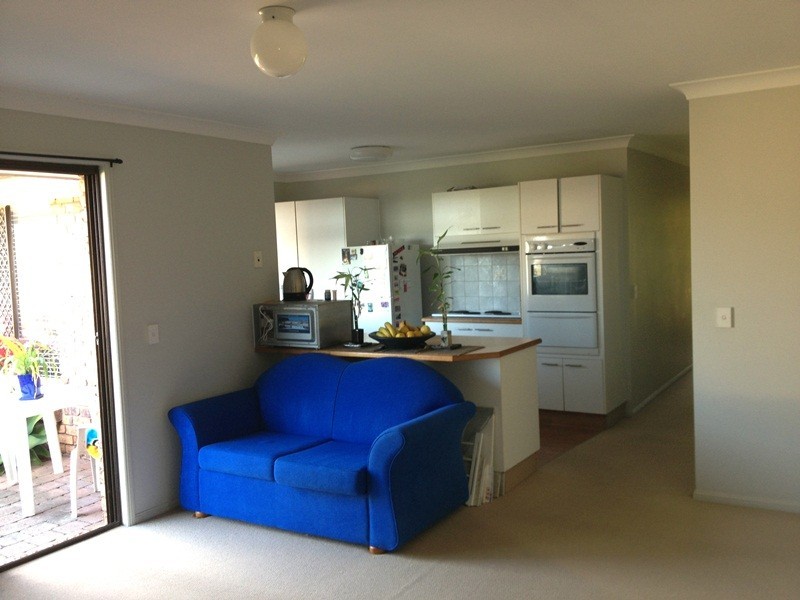 20 Oakland Parade, Banora Point NSW 2486