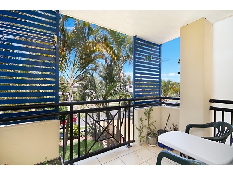 8/48 Coolangatta Road, Kirra QLD 4225
