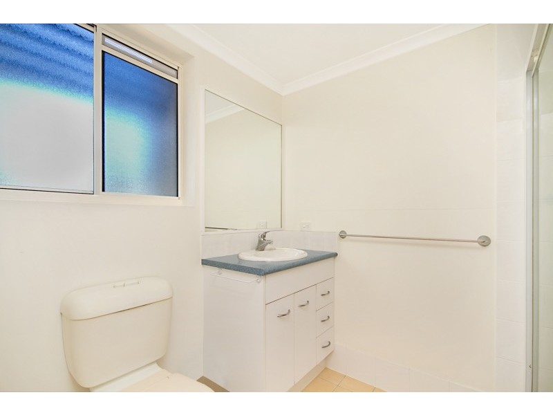8/48 Coolangatta Road, Kirra QLD 4225