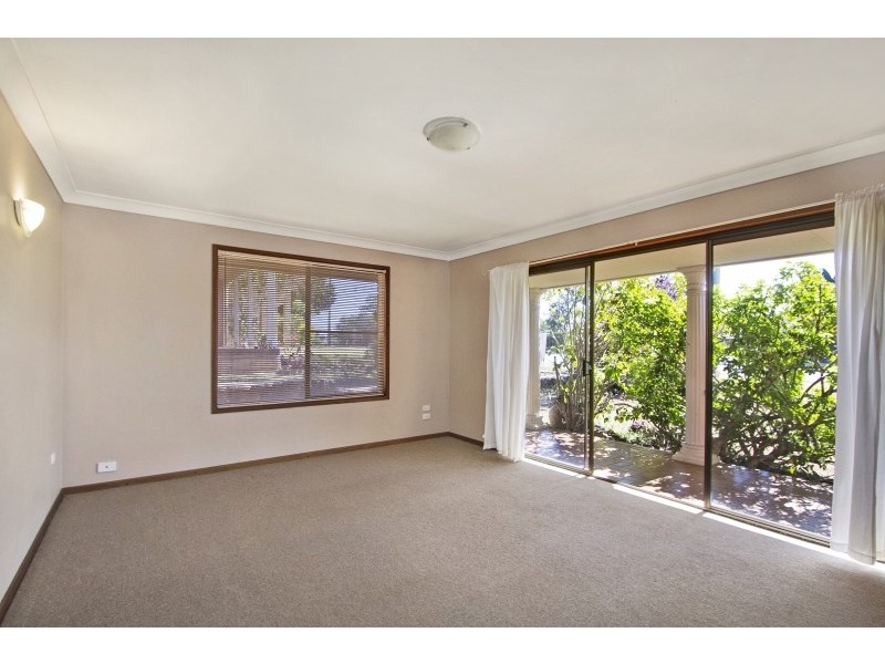 92 Pioneer Parade, Banora Point NSW 2486