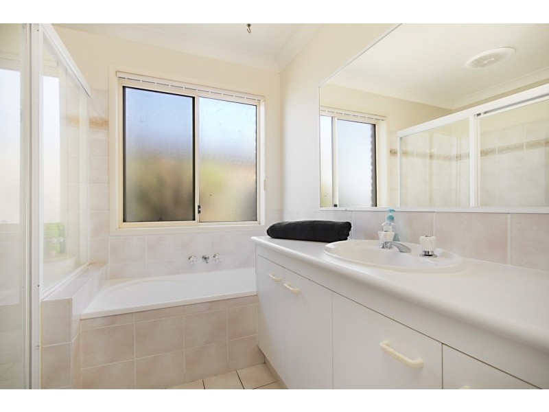 12 Lake Tahoe Drive, Bilambil Heights NSW 2486