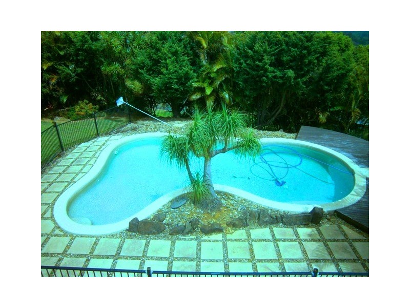 2 Barton Place, Terranora NSW 2486