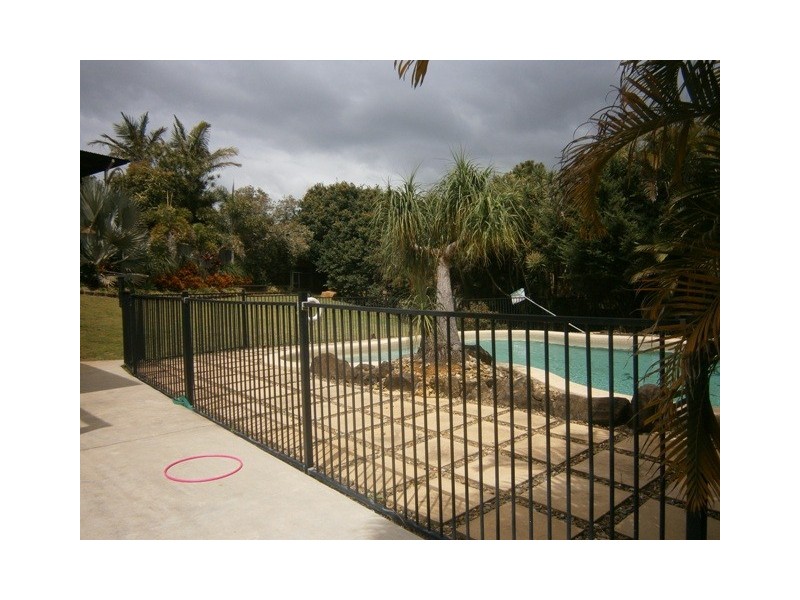 2 Barton Place, Terranora NSW 2486