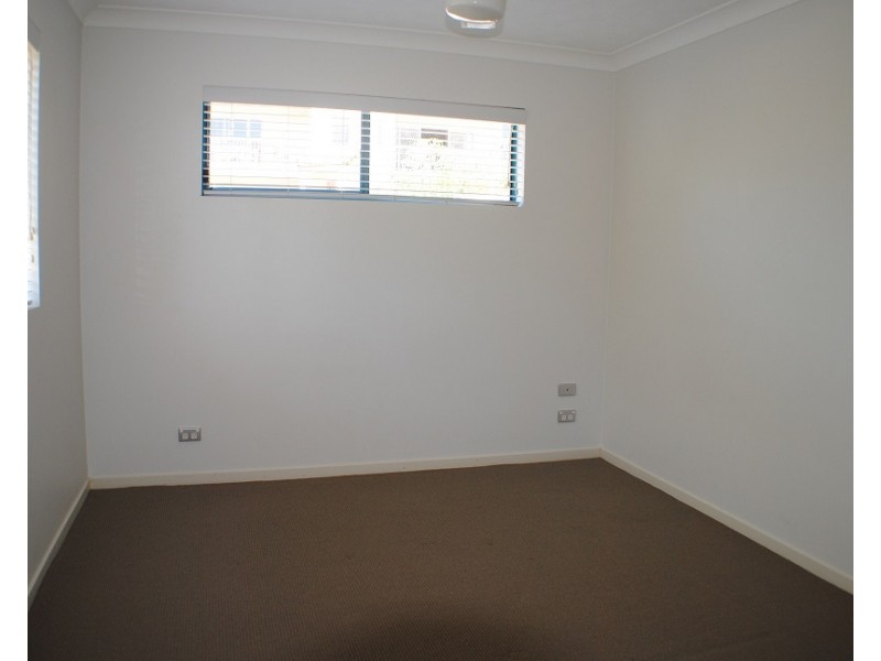 18/27 Dutton Street, Coolangatta QLD 4225