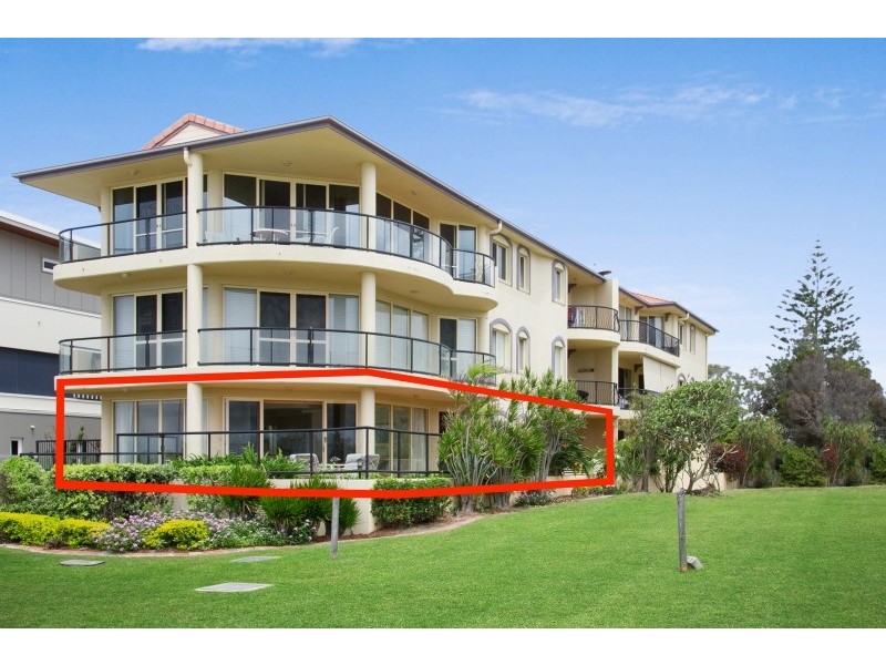 2/231 Golden Four Drive ‘Arena Dorado’, Bilinga QLD 4225