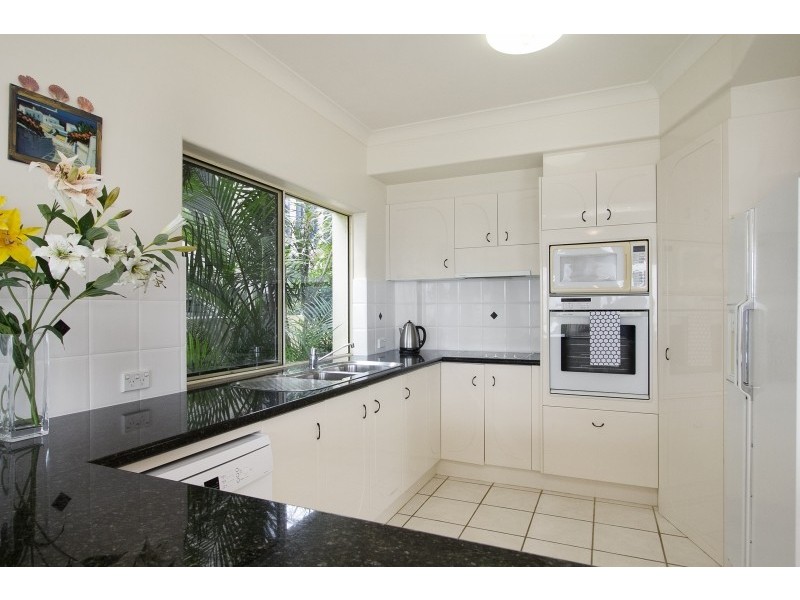 2/231 Golden Four Drive ‘Arena Dorado’, Bilinga QLD 4225