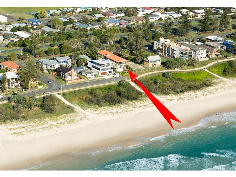 2/231 Golden Four Drive ‘Arena Dorado’, Bilinga QLD 4225