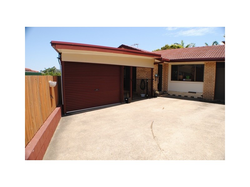 2/68 Oyster Point Road, Banora Point NSW 2486