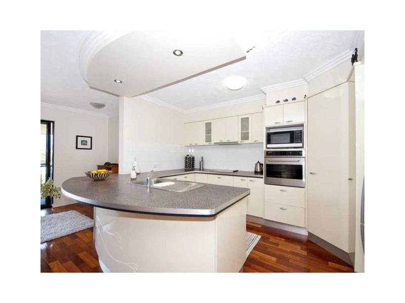 11/72 Dutton Street, Coolangatta QLD 4225