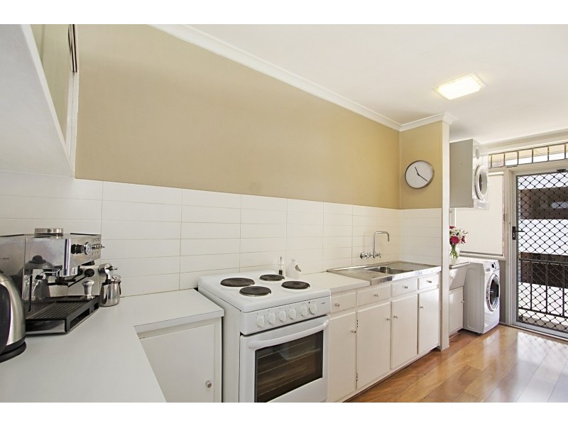 15/30 Powell Crescent, Coolangatta QLD 4225