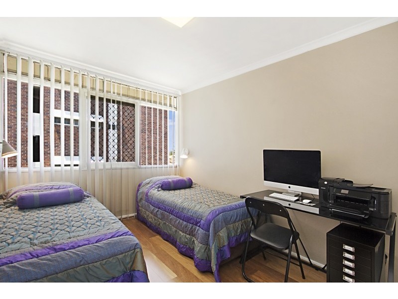 15/30 Powell Crescent, Coolangatta QLD 4225