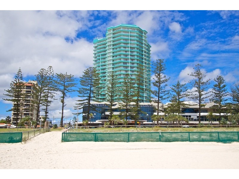 115/70 Marine Parade ‘Ocean Plaza’, Coolangatta QLD 4225