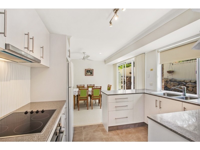 31 Martinelli Avenue, Banora Point NSW 2486