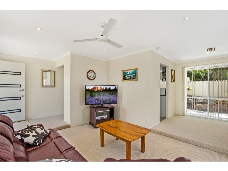 31 Martinelli Avenue, Banora Point NSW 2486