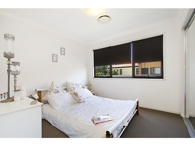 2/36 Leyte Avenue, Palm Beach QLD 4221