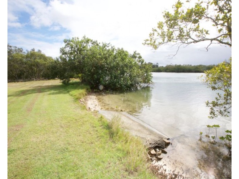 1/7 Sunset Blvd, Tweed Heads West NSW 2485