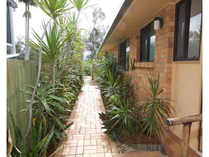 1/7 Sunset Blvd, Tweed Heads West NSW 2485