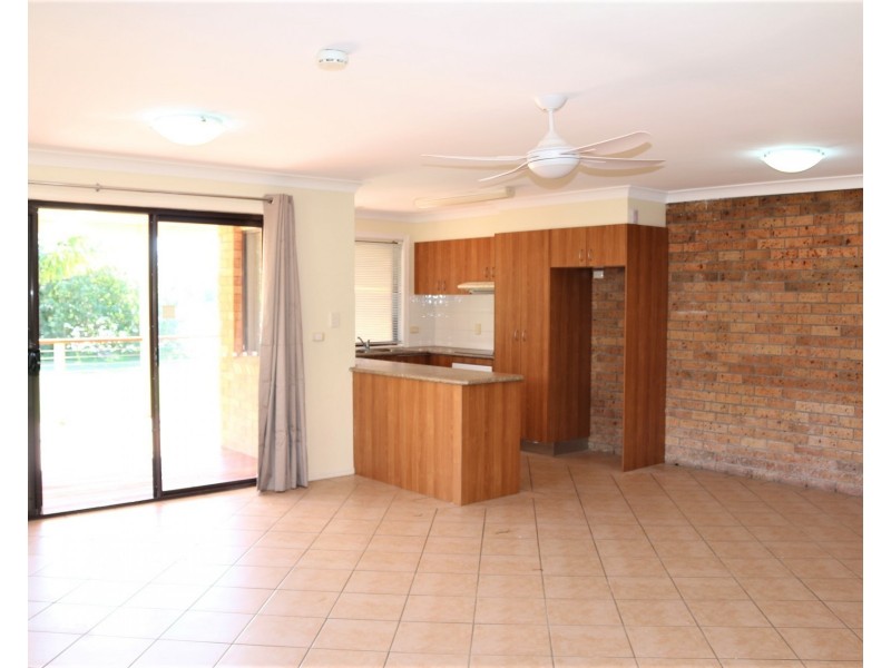 1/7 Sunset Blvd, Tweed Heads West NSW 2485
